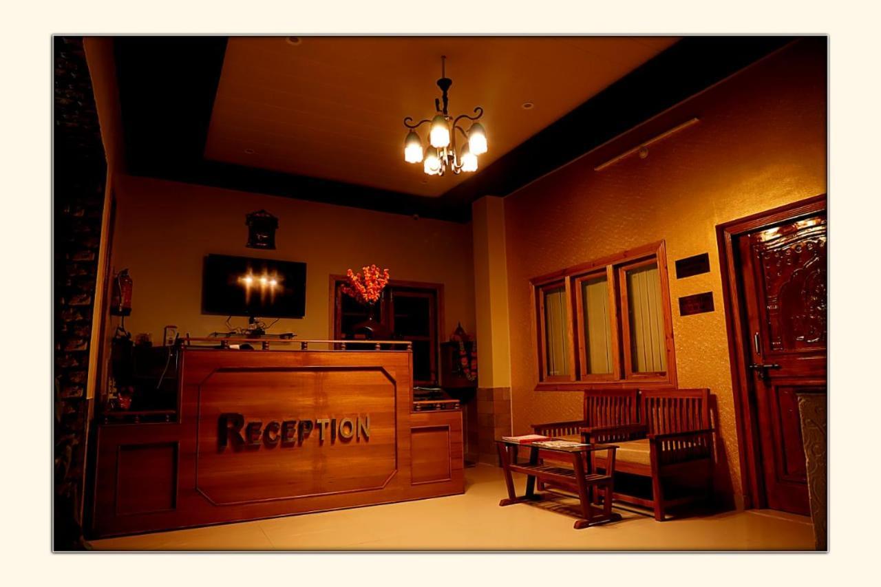 The Ranikhet Continental Hotel Ngoại thất bức ảnh