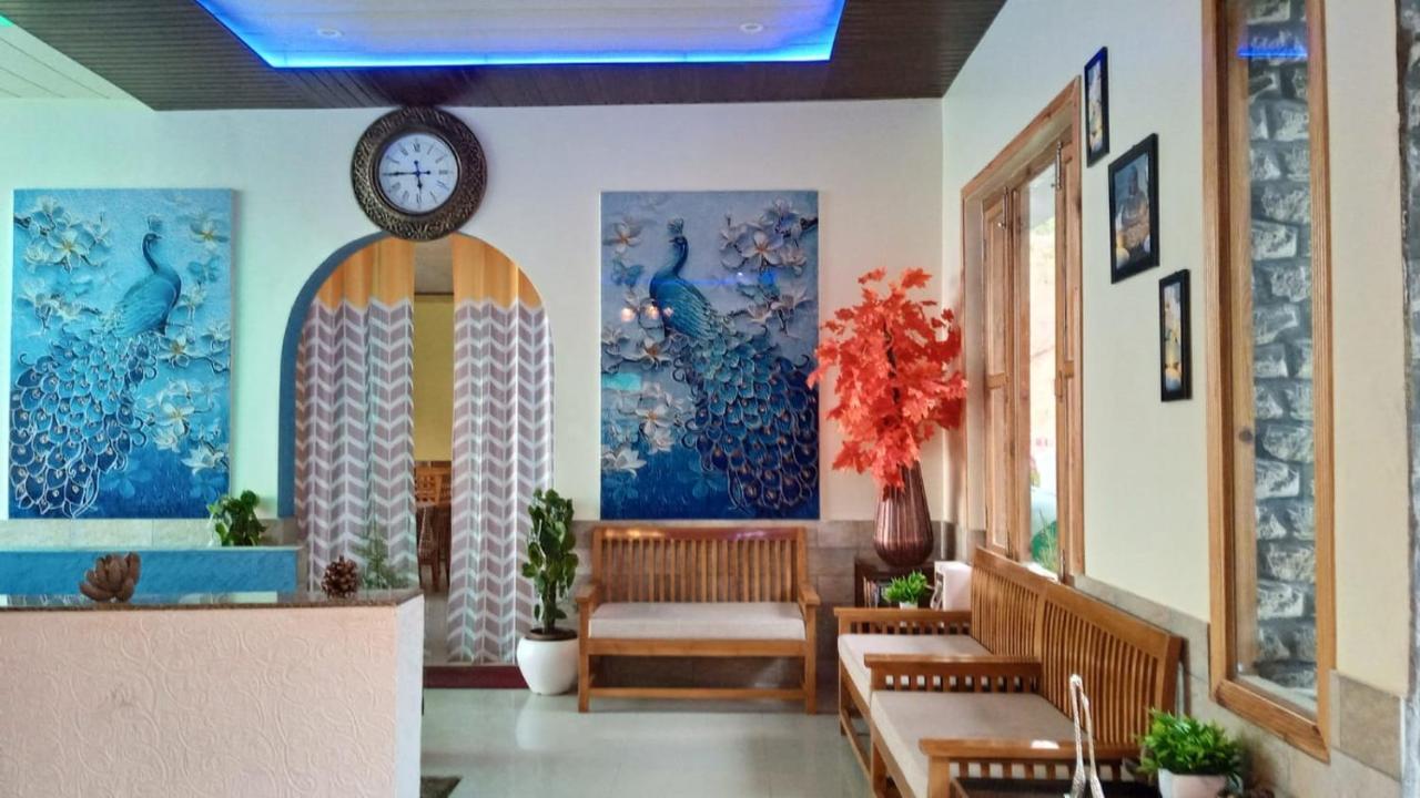 The Ranikhet Continental Hotel Ngoại thất bức ảnh